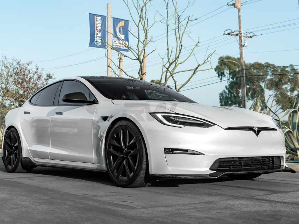 RW Carbon Tesla Model S Plaid Carbon Fiber Side Skirt Extensions (4)