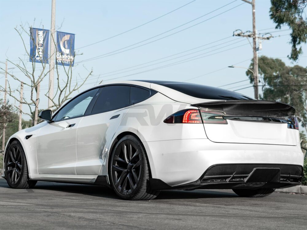 RW Carbon Tesla Model S Plaid Carbon Fiber Side Skirt Extensions (5)