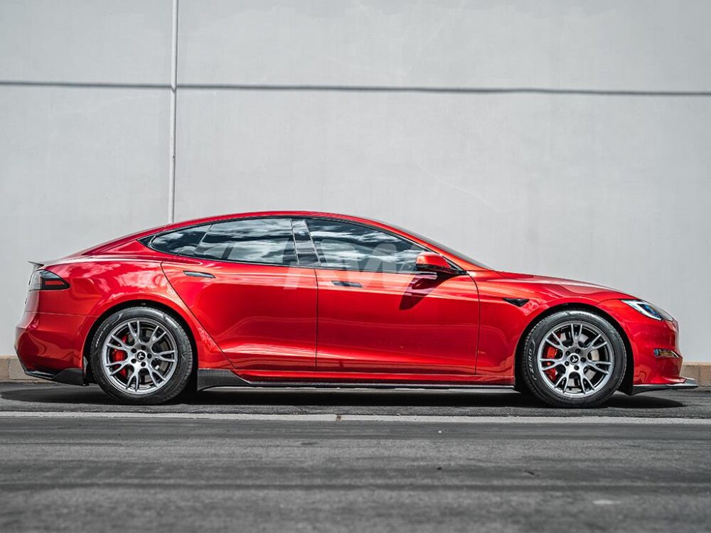 RW Carbon Tesla Model S Plaid Carbon Fiber Side Skirt Extensions (8)