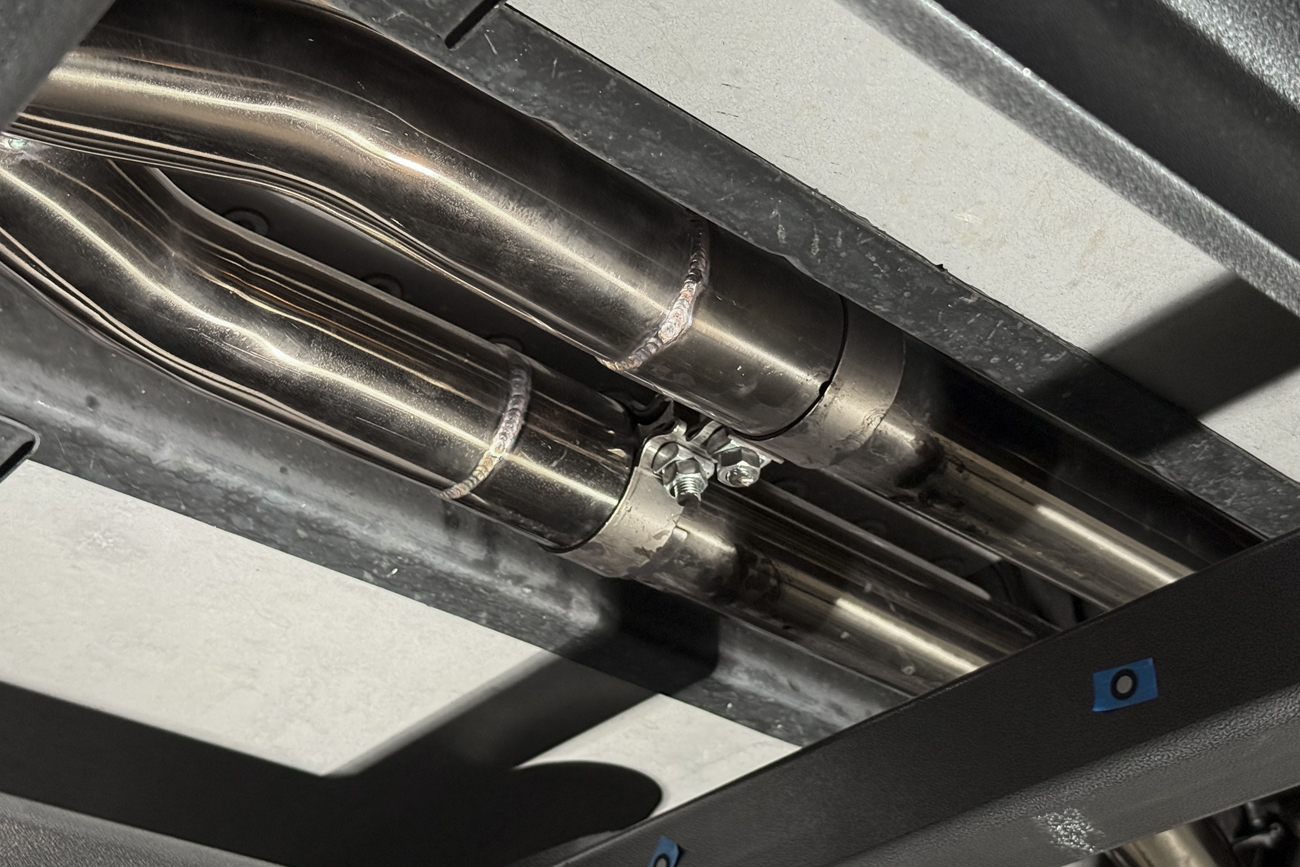 eos-2006-08-corvette-c6-60l-62l-automatic-6-speed-stainless-steel-25-in-x-pipe-ext-mp091 (27)