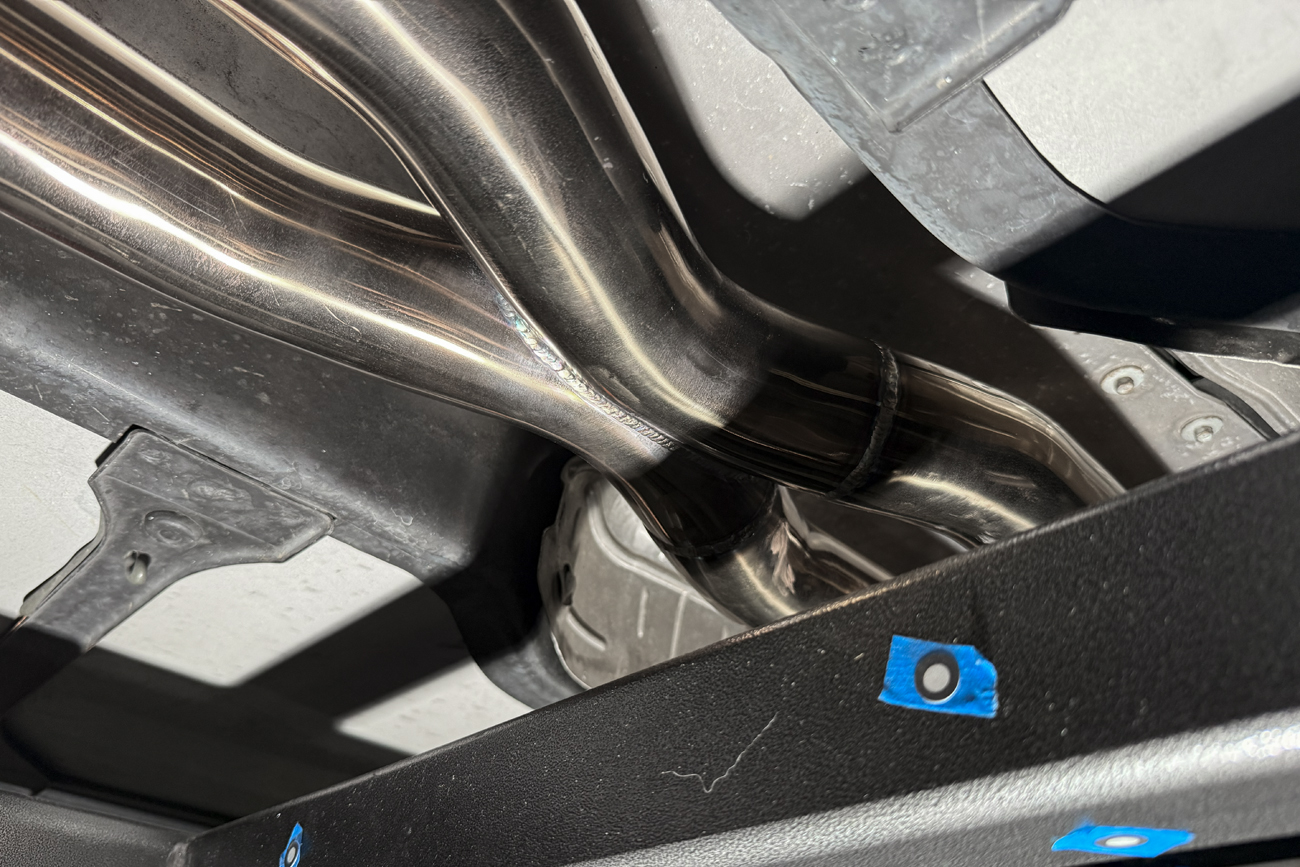 eos-2006-08-corvette-c6-60l-62l-automatic-6-speed-stainless-steel-25-in-x-pipe-ext-mp091 (35)