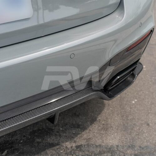 Alternative view of RW Carbon BMW G30 3D Style Carbon Fiber Rear Diffuser