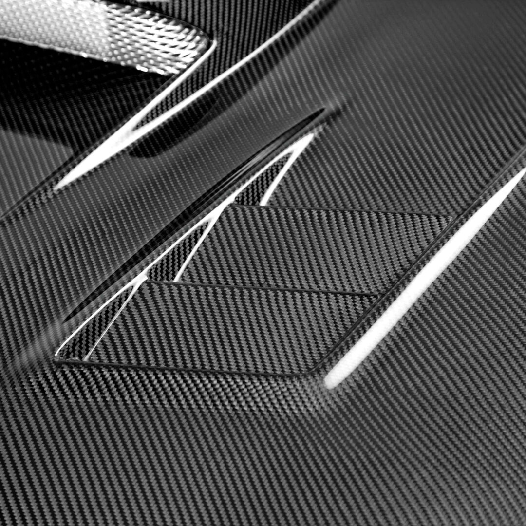 Seibon Carbon CWII-Style Carbon Fiber Hood for 2006-2007 Subaru Impreza WRX STi HD0607SBIMP-CWII (3)