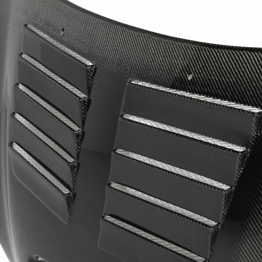 Seibon Carbon GT-Style Carbon Fiber Hood for 2003-2005 Dodge Neon SRT-4 HD0305DGNESRT4-GT (2)