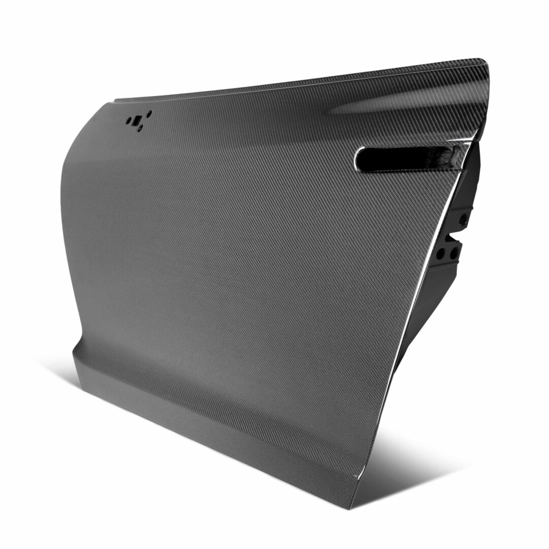 Seibon Carbon OEM-Style Carbon Fiber Doors for 2009-2024 Nissan GT-R DD0910NSGTR-OE (2)