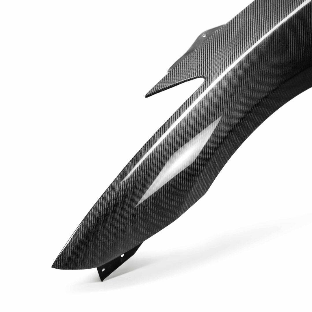 Seibon Carbon OEM-Style Carbon Fiber Front Fenders for 2009-2024 Nissan GT-R FF0910NSGTR-OE (3)