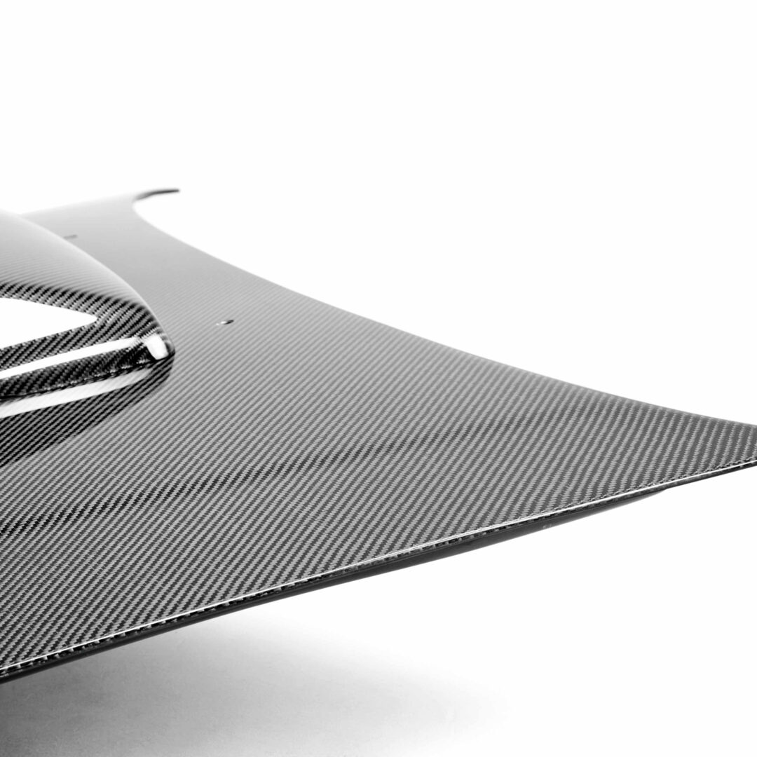Seibon Carbon OEM-Style Carbon Fiber Hood for 1998-2001 Subaru Impreza HD9801SBIMP-OE (5)