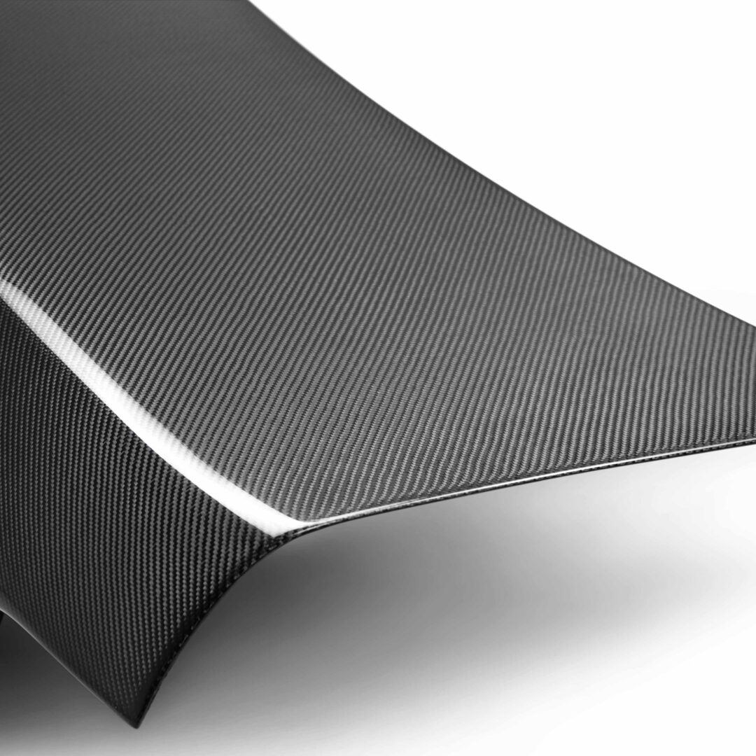 Seibon Carbon OEM-Style Carbon Fiber Trunk Lid for 1998-2001 Subaru Impreza TL9801SBIMP (2)