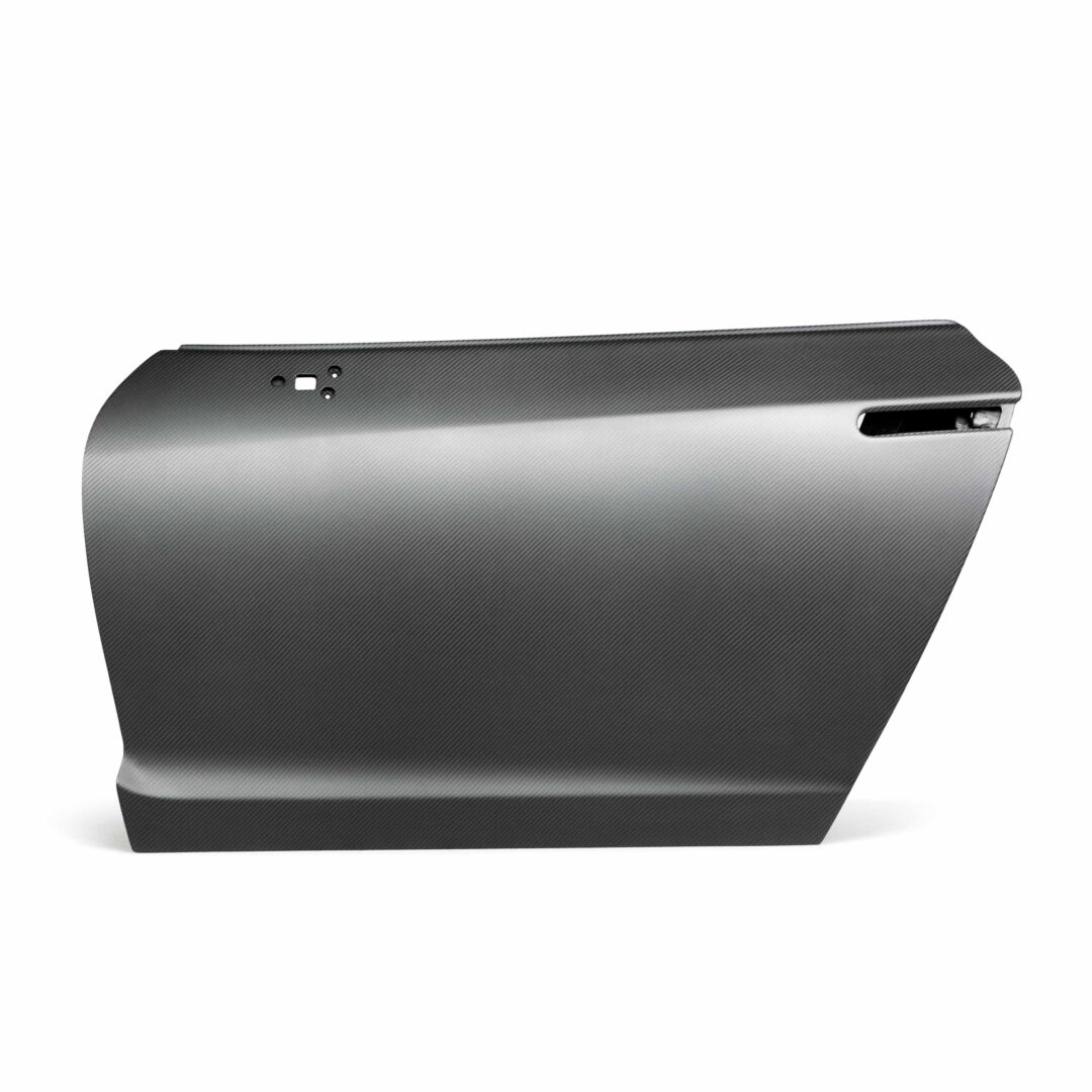 Seibon Carbon OEM-style Dry Carbon Fiber Doors for 2009-2024 Nissan GT-R - Matte DD0910NSGTR-OE-DRY