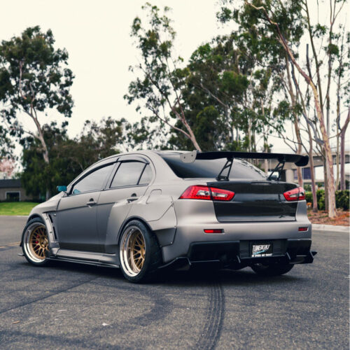 Alternative view of Seibon Carbon Universal Carbon Fiber GT Wing, 59.375-Inch Wide